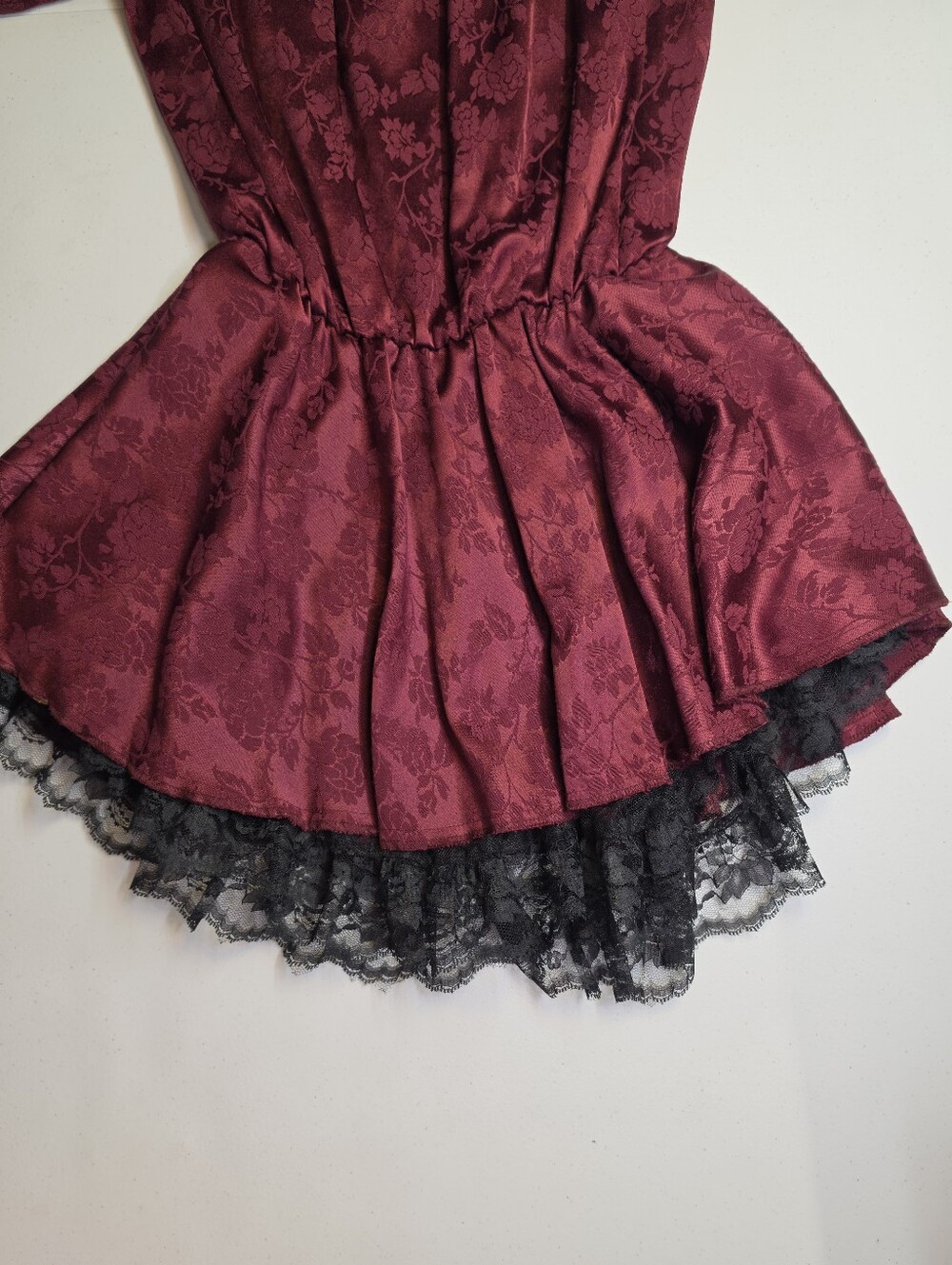 Vintage Off-the-Shoulder Burgundy Satin Jacquard Black Lace Trim Costume Dress - Picture 6 of 8